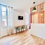 LE QUAI 3 - Studio neuf LUMINEUX CALME - CLIM - WiFi - Gare à 200m